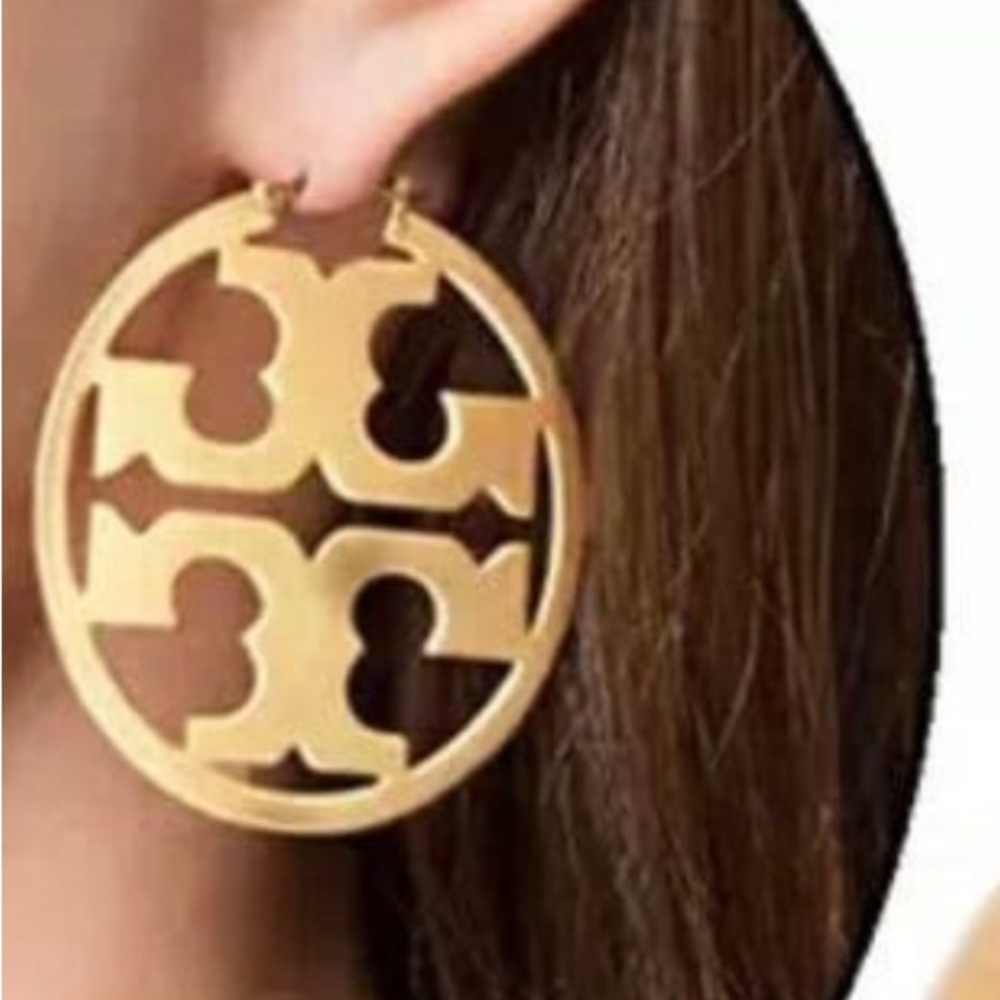 Tory Burch Miller Hoop Earrings in Gold